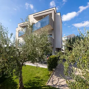 Apartment Elegance, Krk Town